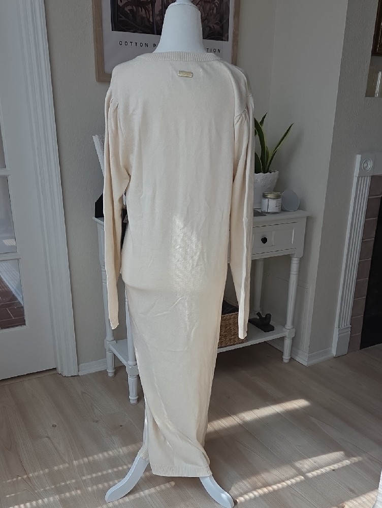 A Putnum Enza Washable Cashmere Dress Nwt — image 4 of 8